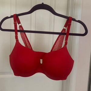 Victoria’s Secret push bra